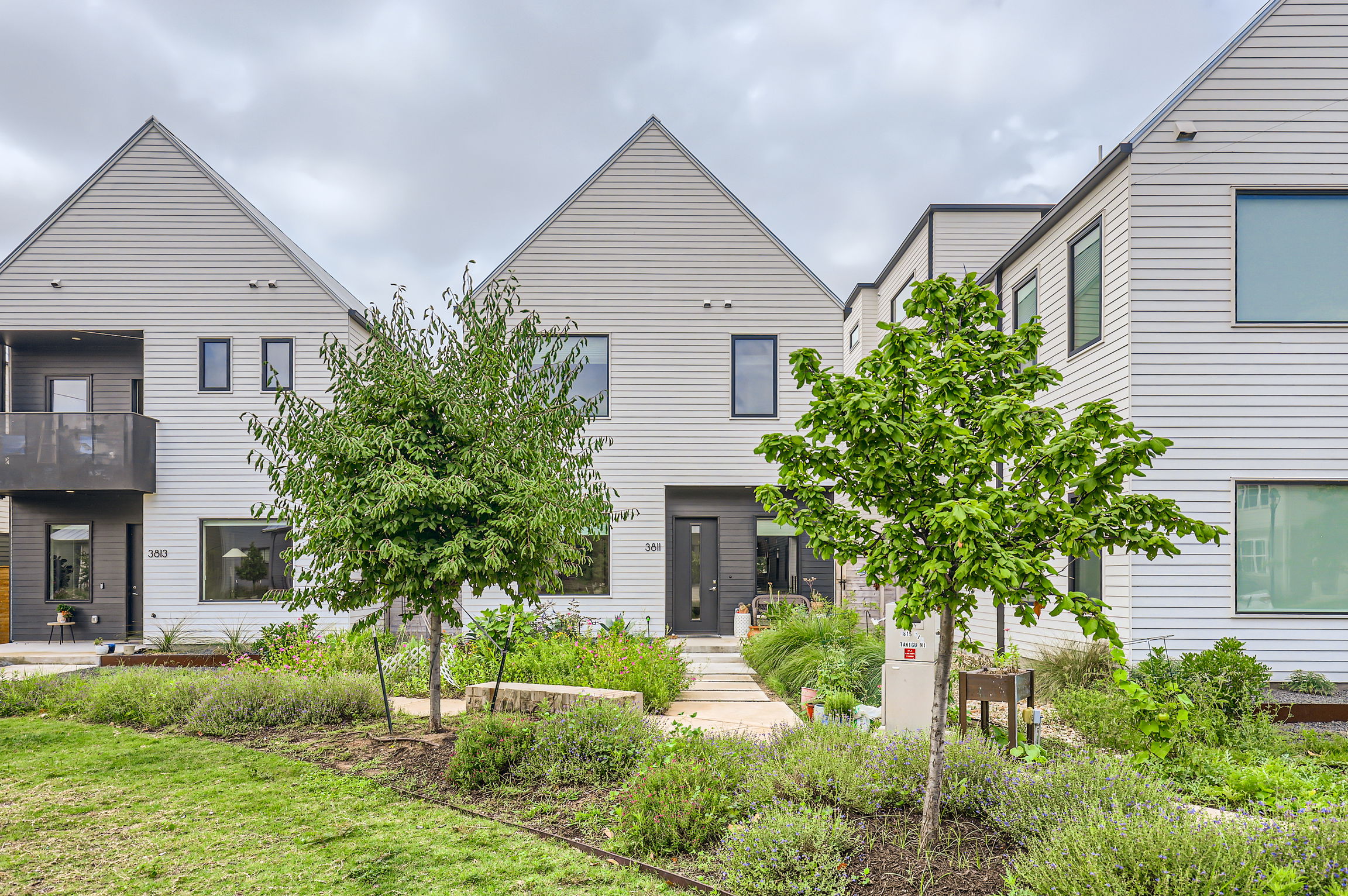 3811 Taniguchi Street